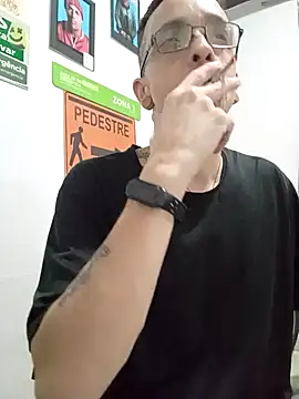 dinho carioca online show from 10-12-25, 05:34