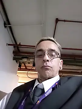 dinho carioca online show from 04-16-26, 09:04