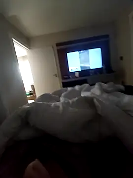 andrerj22 online show from 11-17-25, 01:50