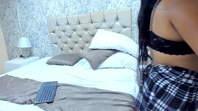 AlahiaJoness online show from 09-26-25, 03:27