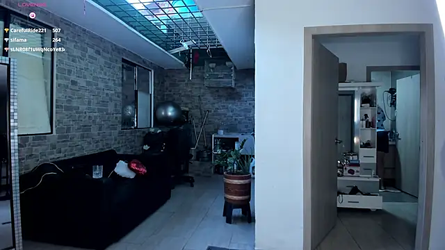  SARAI DUPONT online show from 04-09-26, 11:15