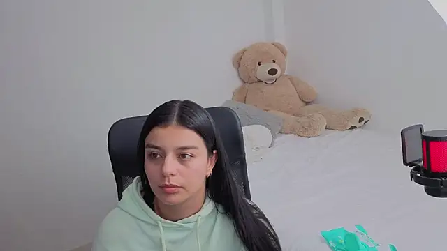 valerihouse online show from 02-18-26, 01:12