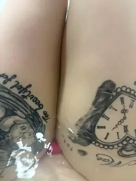 ChelseaSummerr online show from 10-19-25, 03:34