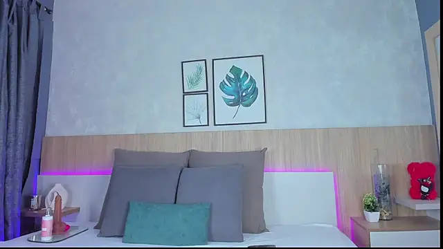 mia gate online show from 11-07-25, 11:32