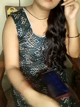 Minu love online show from 09-17-25, 07:15