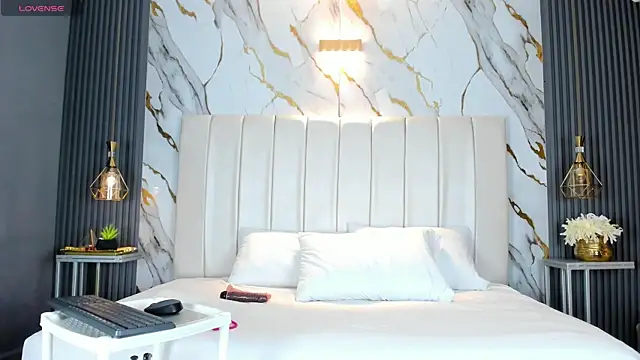 Snapshot of AariaLove chatting on 11-14-25, 05:11 AariaLove online show from 11-14-25, 05:11