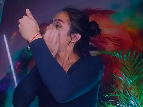 Cristal Gem1 online show from 10-08-25, 09:34