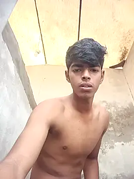 monster 33 online show from 10-29-25, 04:59