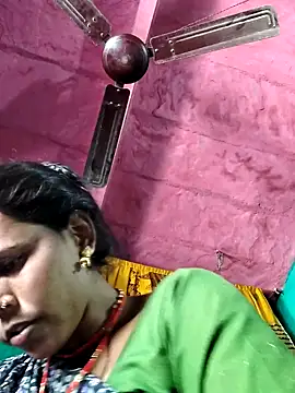 Pooja750 online show from 10-19-25, 05:19