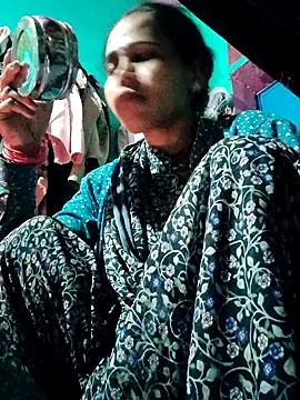 Pooja750 online show from 02-20-26, 12:51