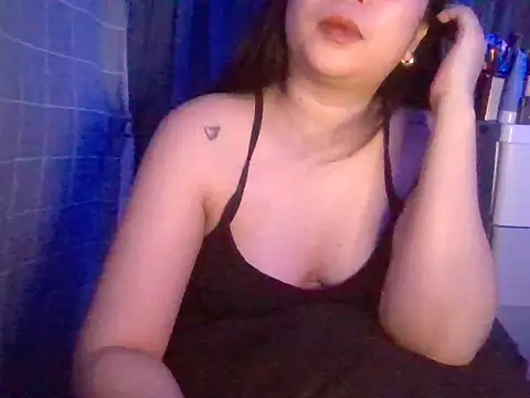 Snapshot of Asianhotskinny chatting on 06-20-26, 04:32 Asianhotskinny online show from 06-20-26, 04:32