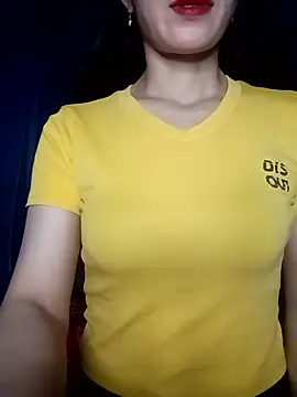 Snapshot of Vyvyy06 chatting on 09-11-25, 09:20 Vyvyy06 online show from 09-11-25, 09:20