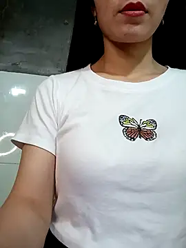 Snapshot of Vyvyy06 chatting on 12-02-25, 03:56 Vyvyy06 online show from 12-02-25, 03:56