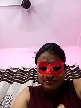 Snapshot of Gullapi chatting on 10-08-25, 04:48 Gullapi online show from 10-08-25, 04:48