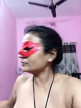 Snapshot of Gullapi chatting on 11-15-25, 04:36 Gullapi online show from 11-15-25, 04:36