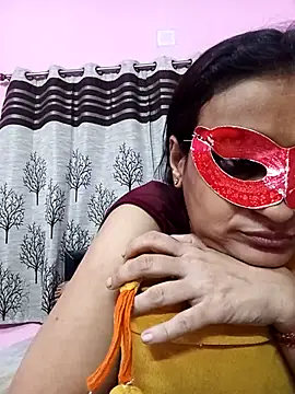 Snapshot of Gullapi chatting on 12-01-25, 03:22 Gullapi online show from 12-01-25, 03:22