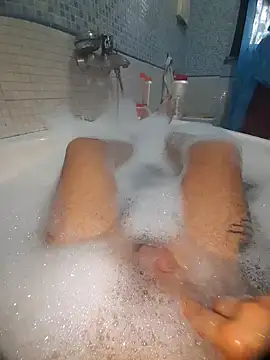 gigilola84 online show from 10-25-25, 02:56