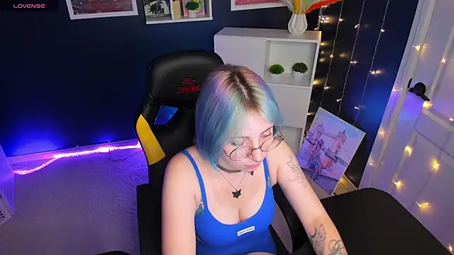 Penny Stanley online show from 09-16-25, 03:07