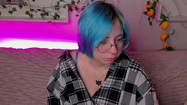 Penny Stanley online show from 09-30-25, 02:05