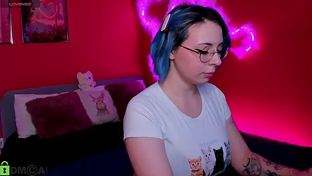 Penny Stanley online show from 11-27-25, 02:24