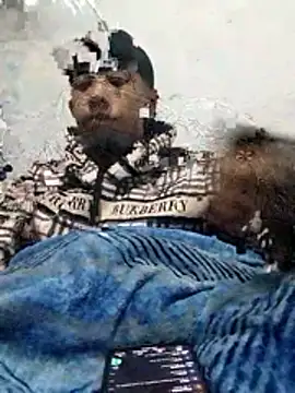 Snapshot of hdz3012 chatting on 12-16-25, 01:05 hdz3012 online show from 12-16-25, 01:05