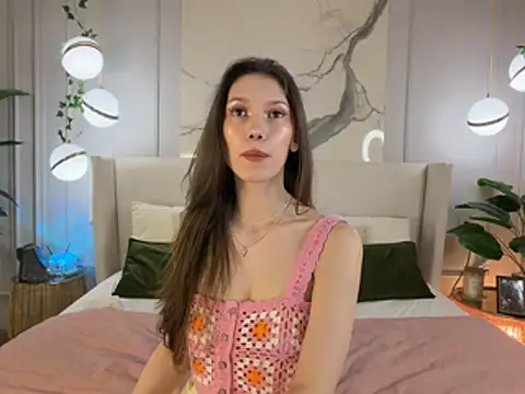 MaryNixon  online show from 04-06-26, 05:19