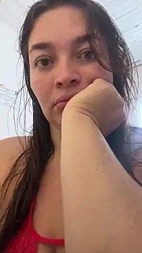 Snapshot of sarahreyess_11 chatting on 11-14-25, 01:43 sarahreyess 11 online show from 11-14-25, 01:43