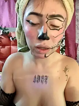 Kitty Melodi online show from 10-21-25, 09:10