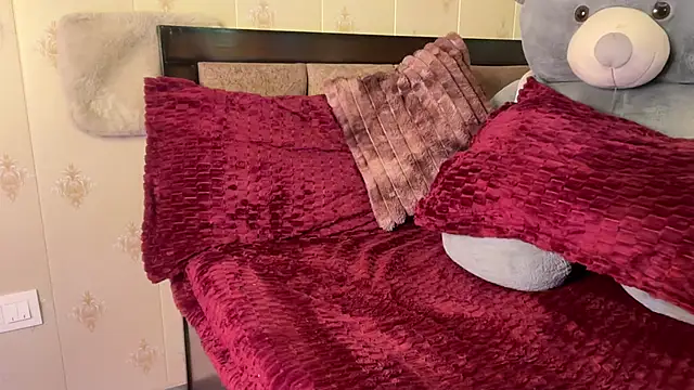 fairy hot  online show from 02-20-26, 06:19