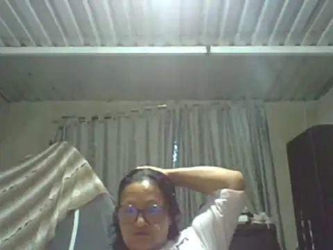  Cristal online show from 10-20-25, 12:33