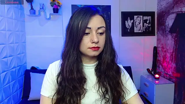 Eva Roussell online show from 10-27-25, 02:32