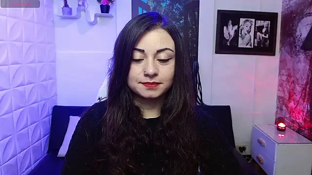 Eva Roussell online show from 10-31-25, 02:29