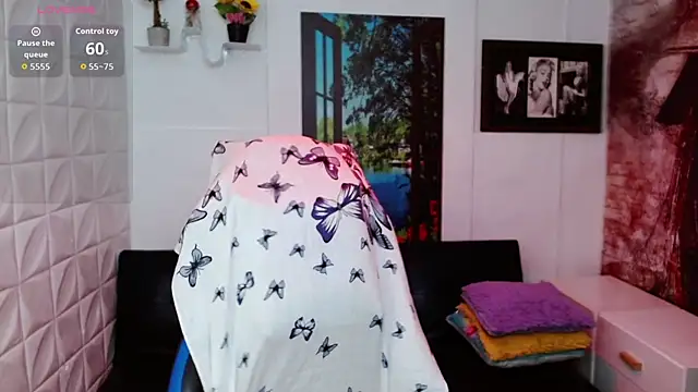 Eva Roussell online show from 03-12-26, 02:23