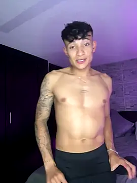 Snapshot of DavisFirb chatting on 09-27-25, 03:00 DavisFirb online show from 09-27-25, 03:00