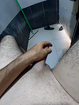 Snapshot of ElBoob2002 chatting on 11-12-25, 09:53 ElBoob2002 online show from 11-12-25, 09:53