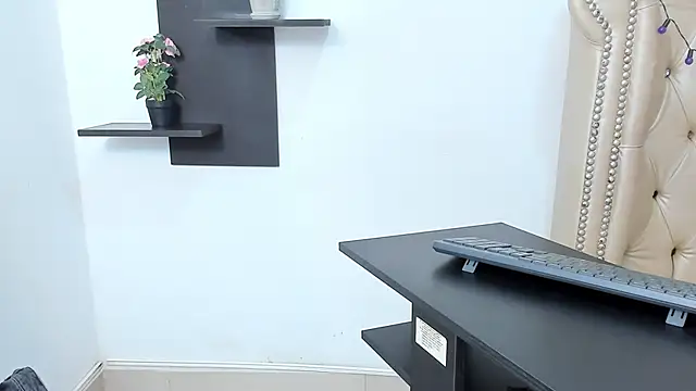 LittleDanny  online show from 10-08-25, 03:31