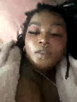 Anaa Fuentess online show from 12-21-25, 11:45