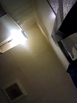 jizzyglizzy92 online show from 03-20-26, 08:41