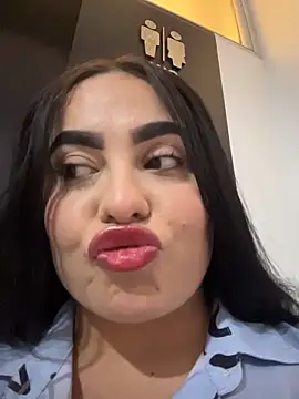 sofiiacarson online show from 06-19-26, 07:50