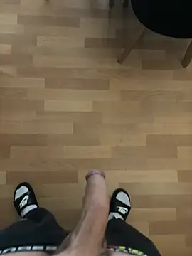 cook907920 online show from 04-11-26, 01:48