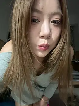 Snapshot of Xiaokui-04 chatting on 06-25-26, 01:15 Xiaokui-04 online show from 06-25-26, 01:15