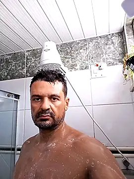 Snapshot of hermesmixfi chatting on 10-16-25, 03:02 hermesmixfi online show from 10-16-25, 03:02