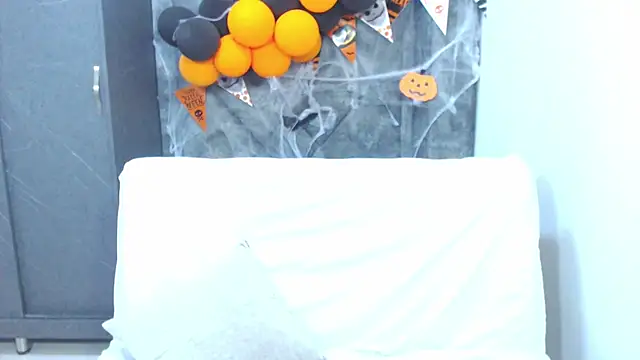 Snapshot of Andy_22cm chatting on 11-01-25, 03:47 Andy 22cm online show from 11-01-25, 03:47