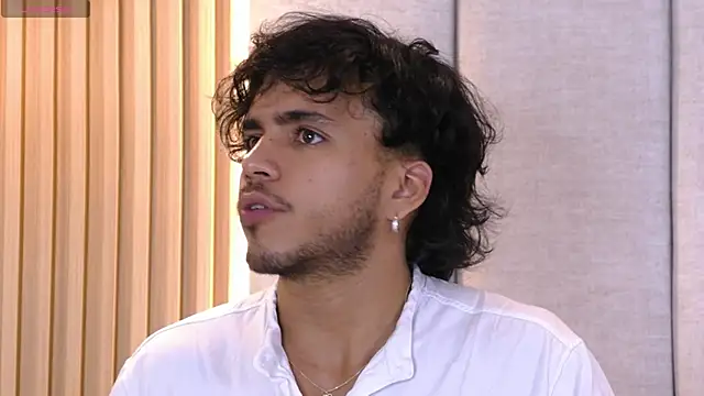 Snapshot of AlexanderJordan chatting on 09-12-25, 02:00 AlexanderJordan online show from 09-12-25, 02:00