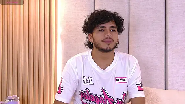 Snapshot of AlexanderJordan chatting on 09-17-25, 10:22 AlexanderJordan online show from 09-17-25, 10:22