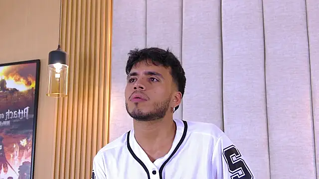 Snapshot of AlexanderJordan chatting on 11-17-25, 11:32 AlexanderJordan online show from 11-17-25, 11:32