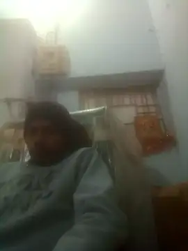 Snapshot of parmila203 chatting on 12-18-25, 05:46 parmila203 online show from 12-18-25, 05:46