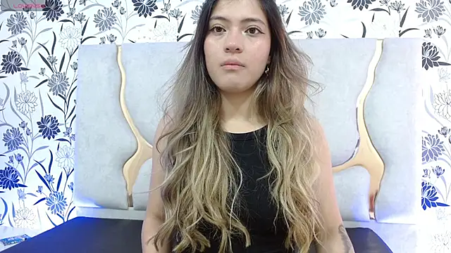 Snapshot of Hanaa_tay chatting on 10-18-25, 11:33 Hanaa tay online show from 10-18-25, 11:33