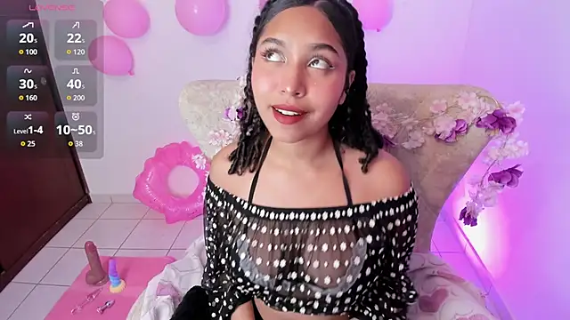 Snapshot of lily_evays_69 chatting on 11-27-25, 09:06 lily evays 69 online show from 11-27-25, 09:06