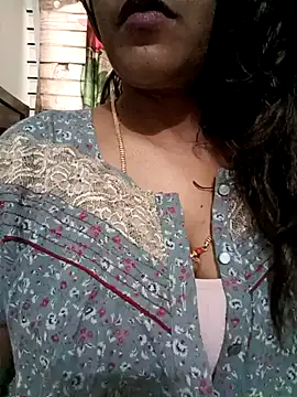 Snapshot of Spoorthi6_Kannada_Telugu chatting on 09-28-25, 05:13 Spoorthi6 Kannada Telugu online show from 09-28-25, 05:13